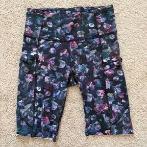 Lululemon Fast and Free shorts 10”- size 6